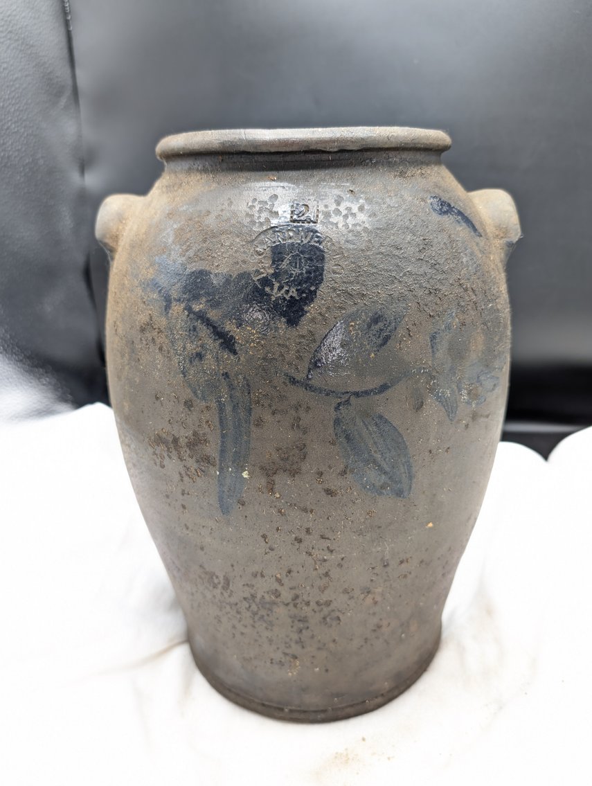 Image for Session 2 - From the Estate of William C. Whitmore - Virginia Stoneware and Crocks, Native American Arrowheads and Artifacts, Tobacco Advertising - In-Person and Online Bidding