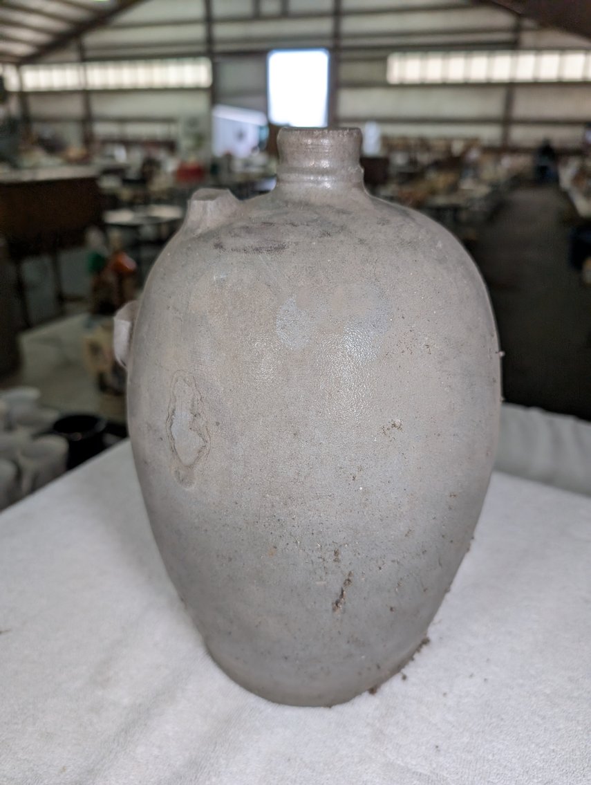 Image for Session 2 - From the Estate of William C. Whitmore - Virginia Stoneware and Crocks, Native American Arrowheads and Artifacts, Tobacco Advertising - In-Person and Online Bidding