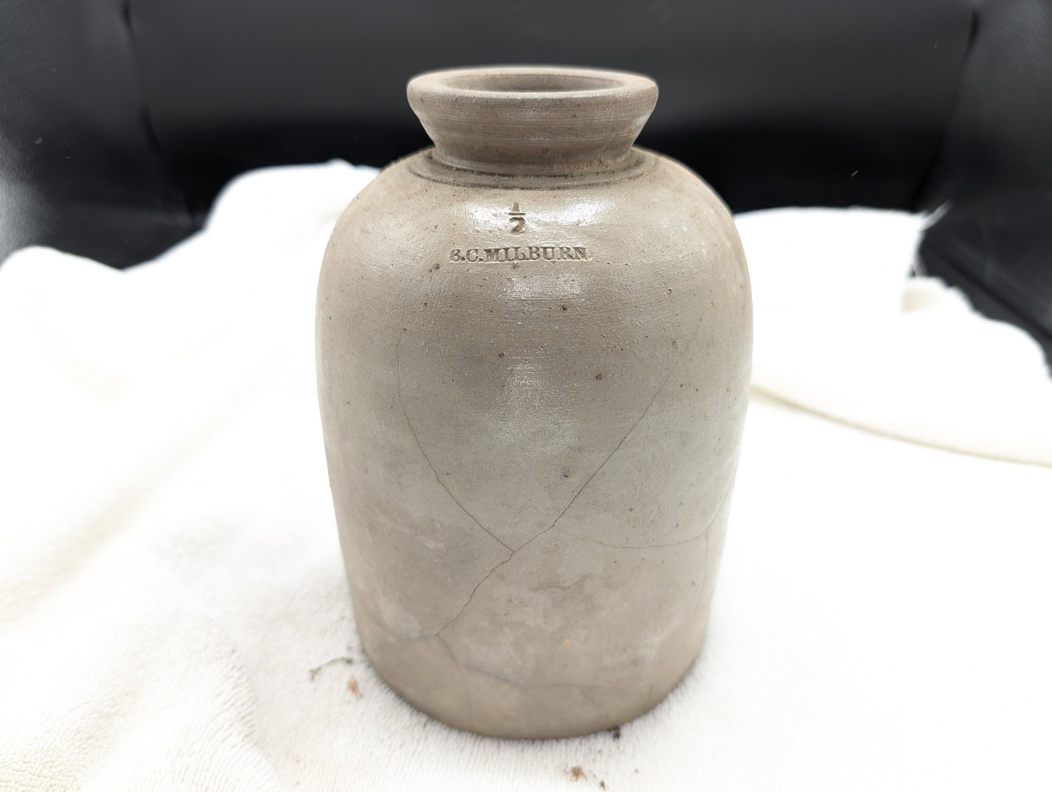 Image for Session 2 - From the Estate of William C. Whitmore - Virginia Stoneware and Crocks, Native American Arrowheads and Artifacts, Tobacco Advertising - In-Person and Online Bidding