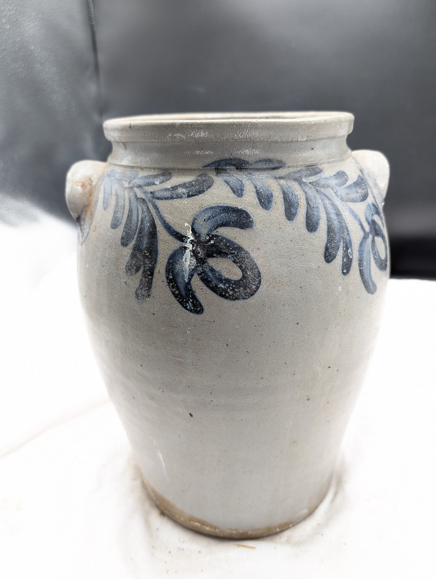 Image for Session 2 - From the Estate of William C. Whitmore - Virginia Stoneware and Crocks, Native American Arrowheads and Artifacts, Tobacco Advertising - In-Person and Online Bidding