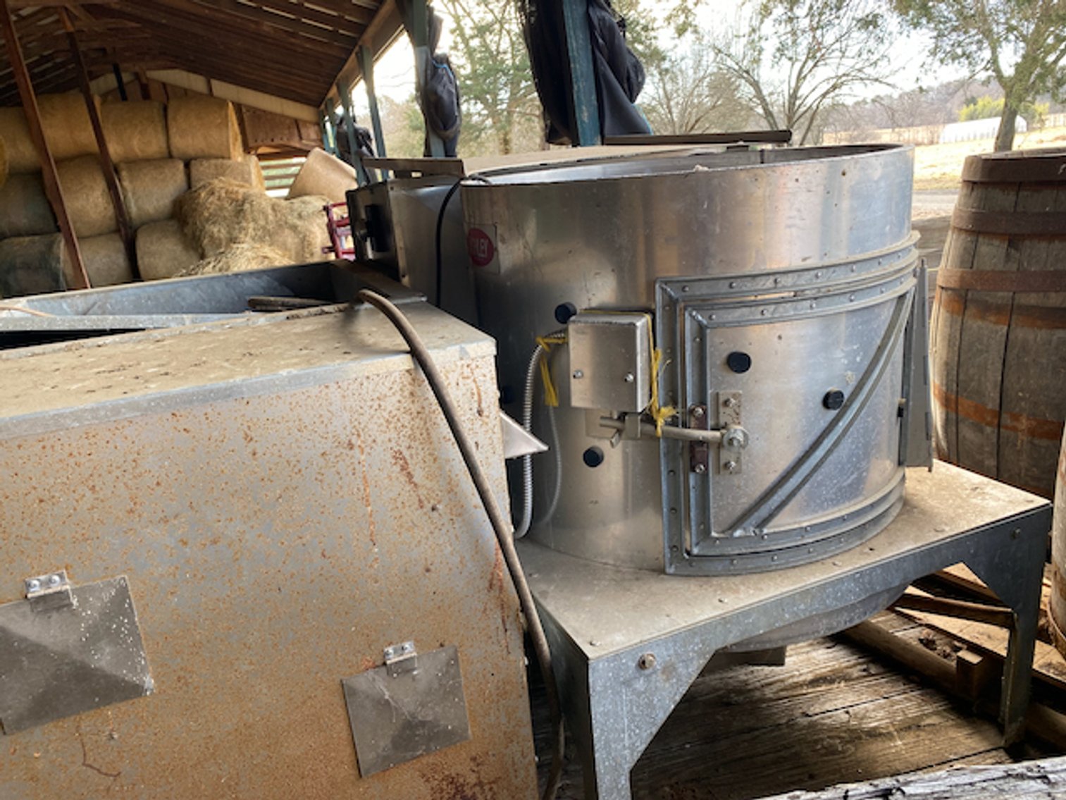 Image for Stoltzfus Hay Feeders, Anderson A380FD Mixer, Trailers, John Deere Hay Equipment - Bid In-Person or Online