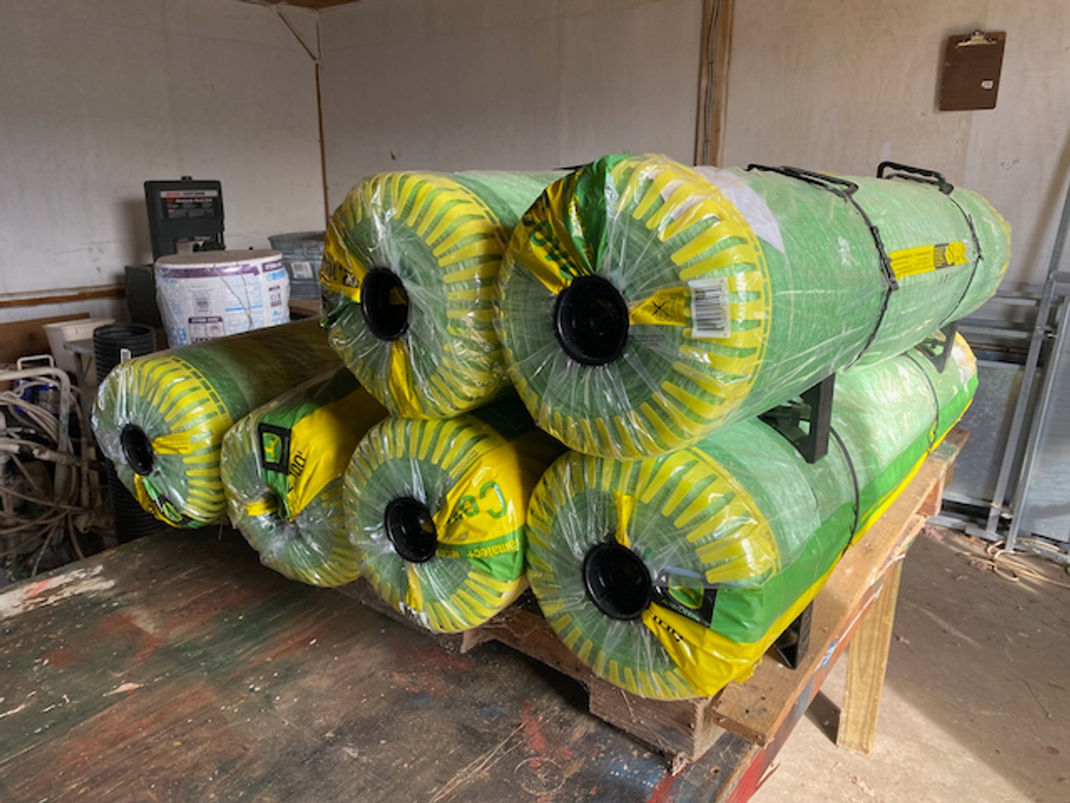 Image for Stoltzfus Hay Feeders, Anderson A380FD Mixer, Trailers, John Deere Hay Equipment - Bid In-Person or Online