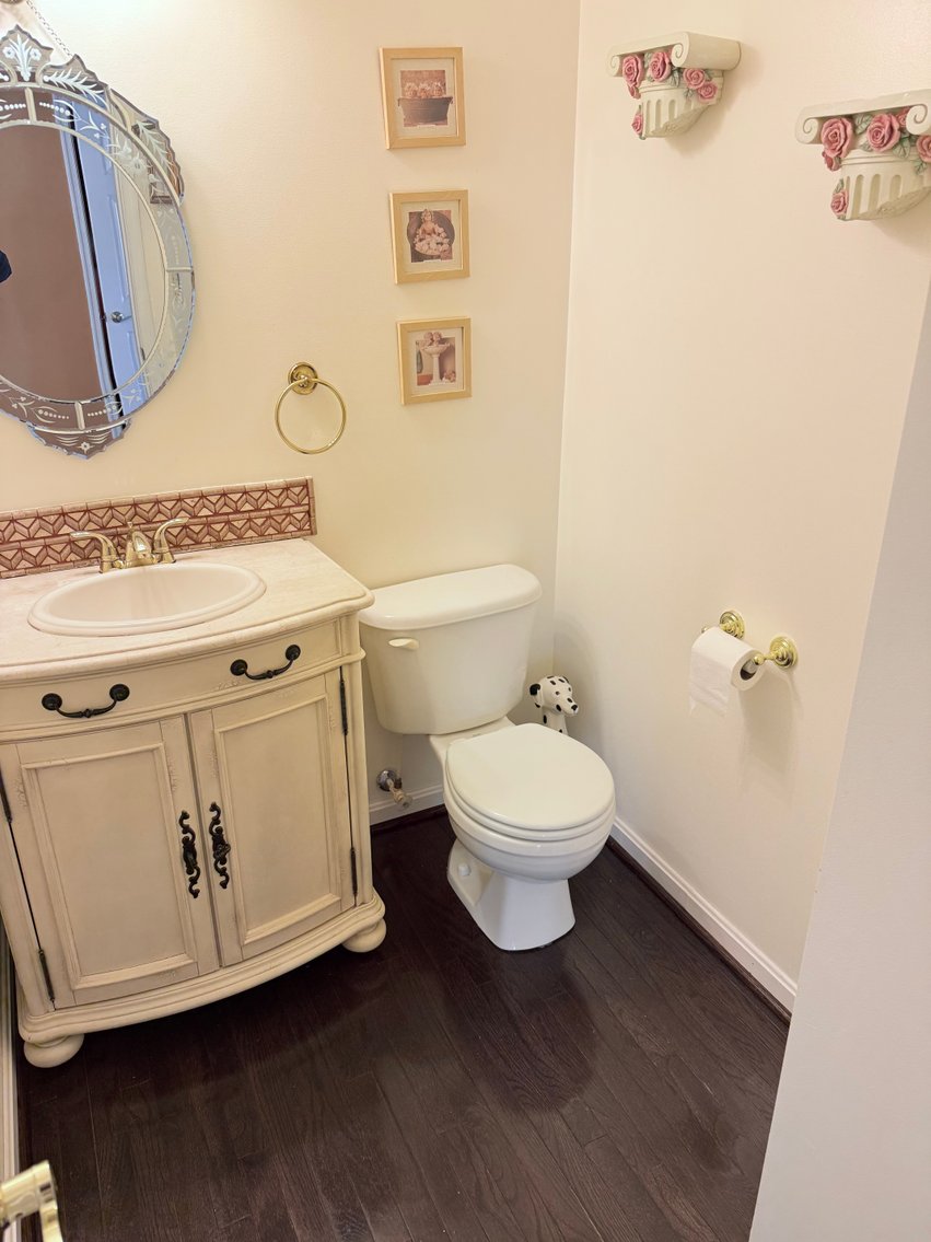 Image for 4 BR/3.5 BA Home on 1.53 +/- Acre Cul-de-Sac Lot in Spruce Hill Estates in Charles Town, WV--SELLING to the HIGHEST BIDDER!!