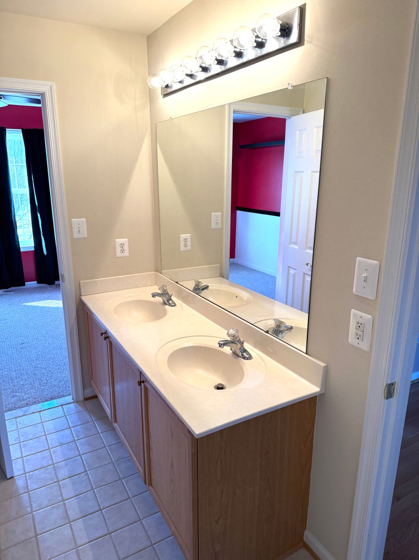 Image for 4 BR/3.5 BA Home on 1.53 +/- Acre Cul-de-Sac Lot in Spruce Hill Estates in Charles Town, WV--SELLING to the HIGHEST BIDDER!!