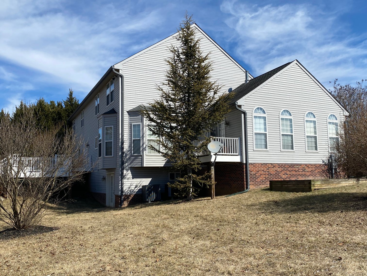 Image for 4 BR/3.5 BA Home on 1.53 +/- Acre Cul-de-Sac Lot in Spruce Hill Estates in Charles Town, WV--SELLING to the HIGHEST BIDDER!!