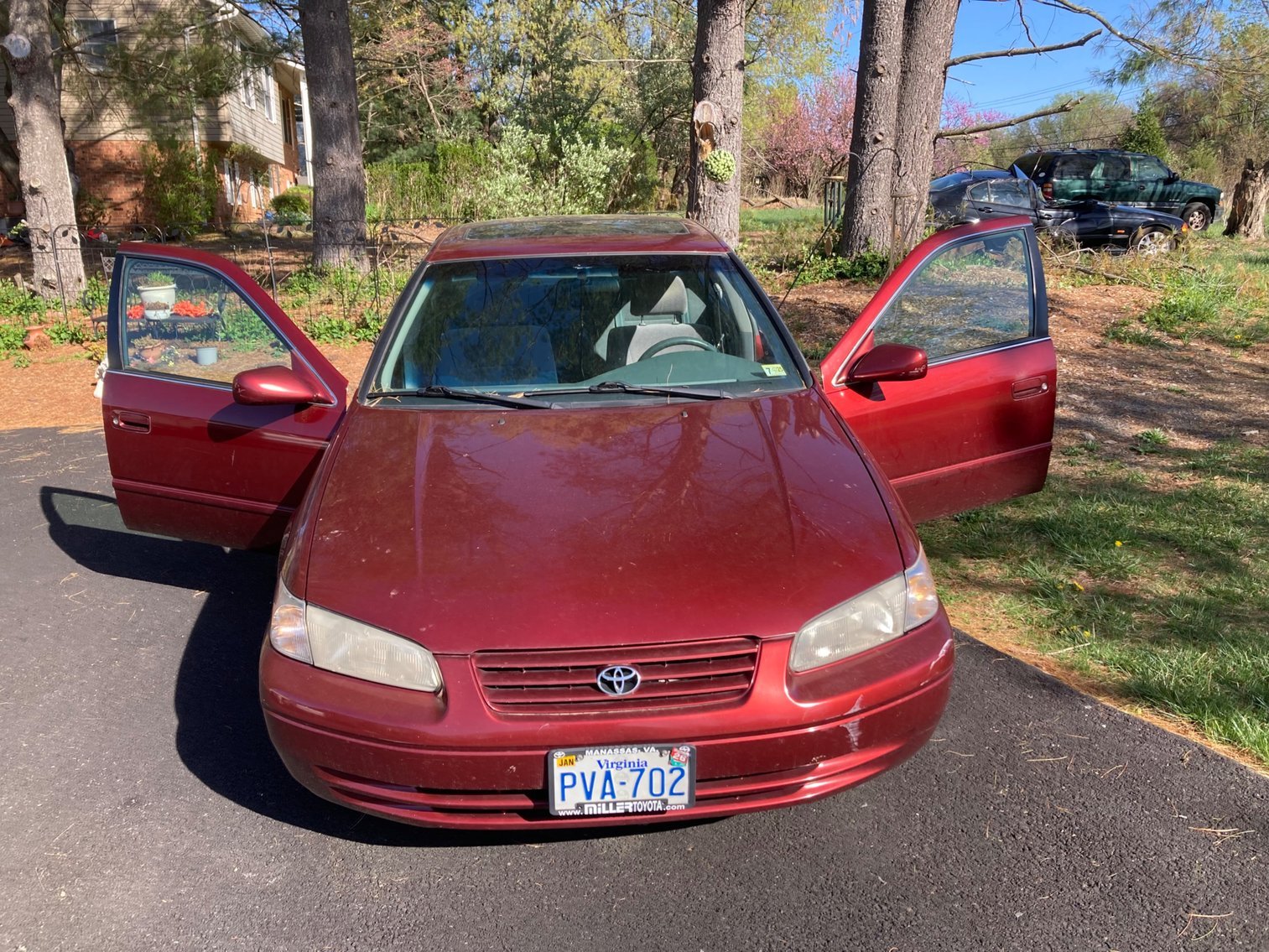 Image for Toyota Camry Sedan, Furniture, Household - Manassas Estate Virtual Auction
