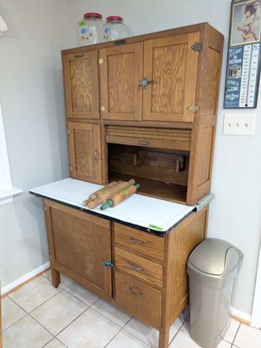 Image for Toyota Camry Sedan, Furniture, Household - Manassas Estate Virtual Auction