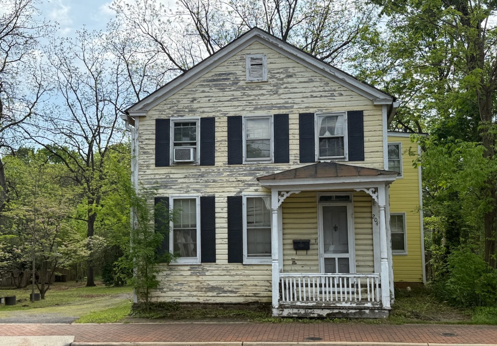 Image for 3 BR/1 BA Home on .23 +/- Acre North King St. Lot in Historic Downtown Leesburg, VA--SELLING to the HIGHEST BIDDER!!