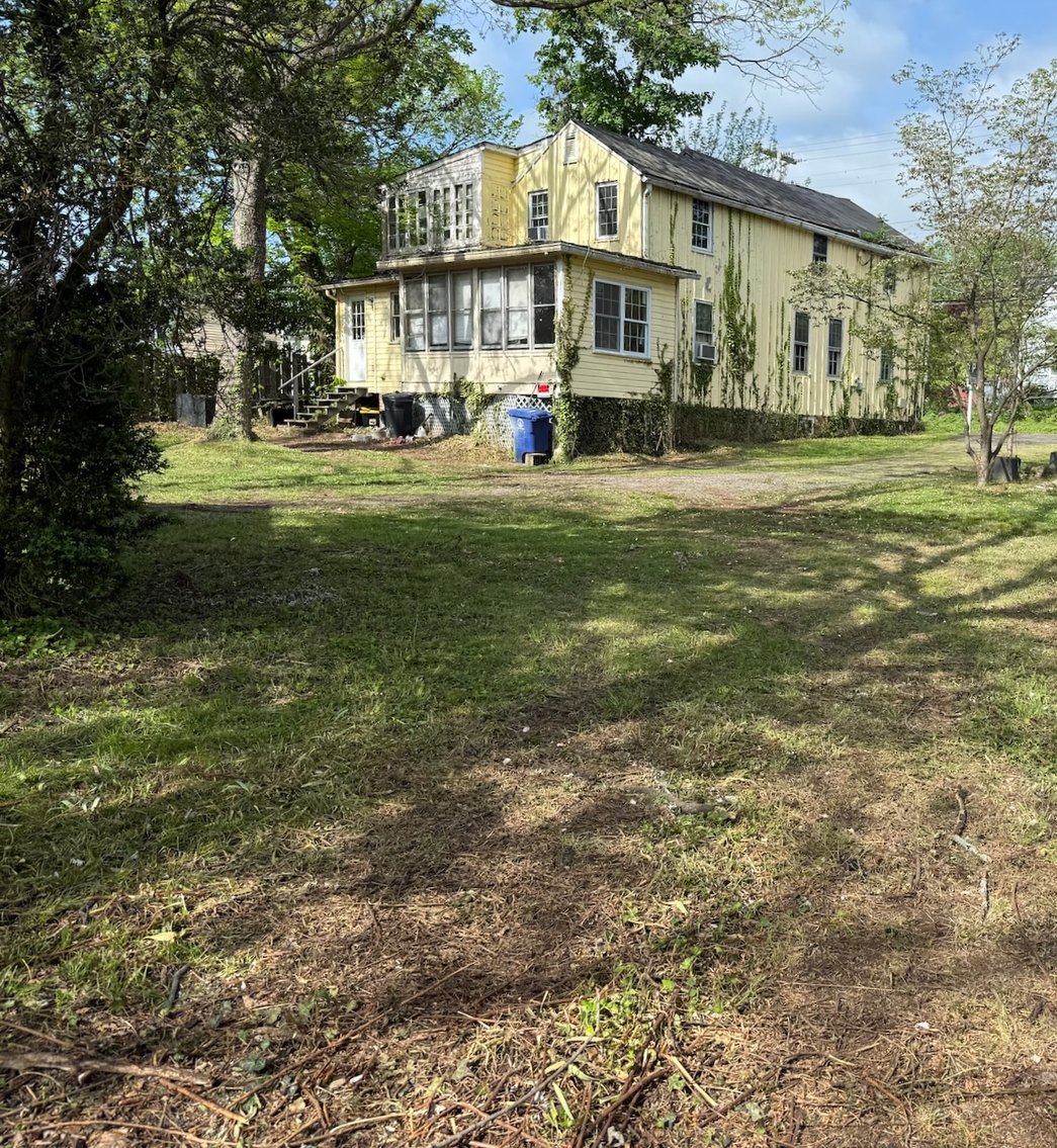 Image for 3 BR/1 BA Home on .23 +/- Acre North King St. Lot in Historic Downtown Leesburg, VA--SELLING to the HIGHEST BIDDER!!