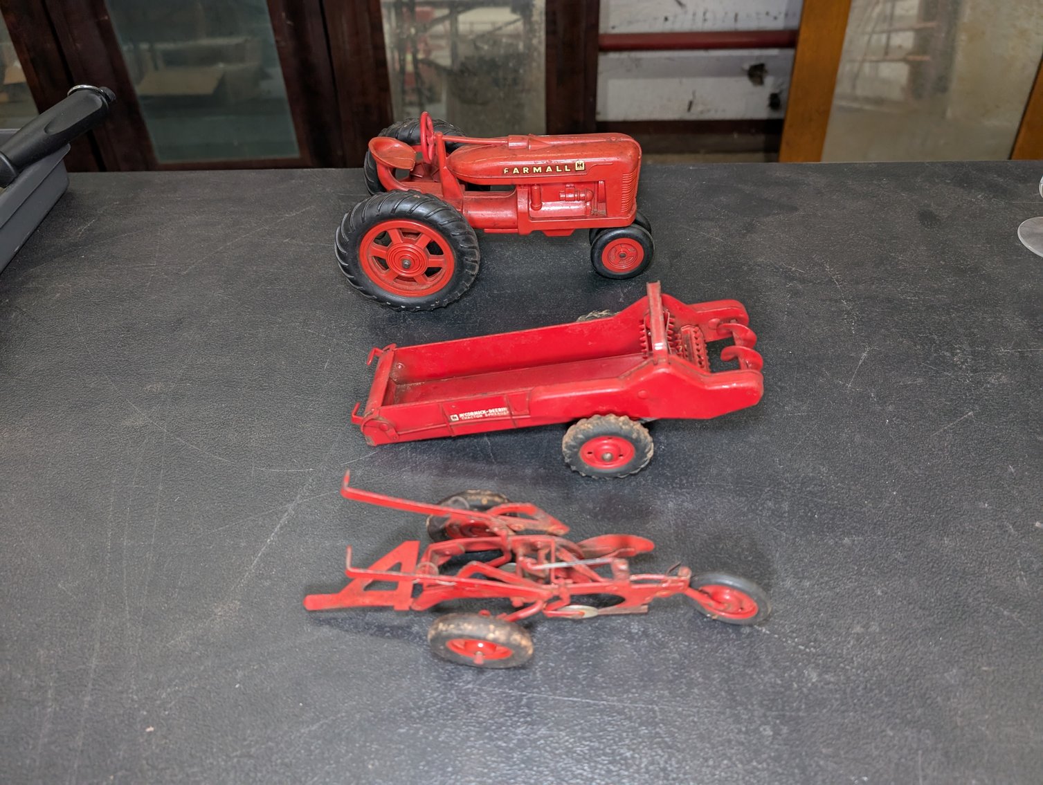 Image for Items from the William C. Whitmore Estate, Antiques & Civil War Uniforms/Buttons, General Household - Virtual Auction - No In-Person Bidding