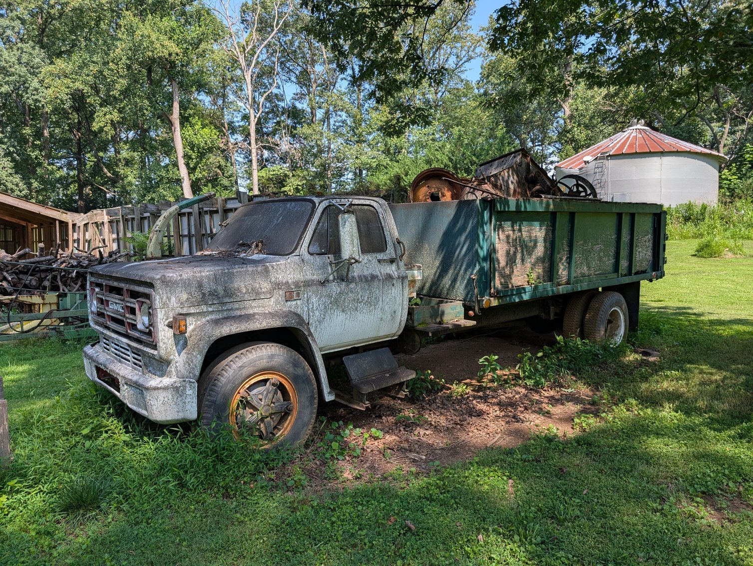 Image for From the Dorothy D. Poland Living Trust - John Deere 4300, Case D530 Backhoe, Bad Boy Zero Turn, Trailer & More! - Virtual Auction