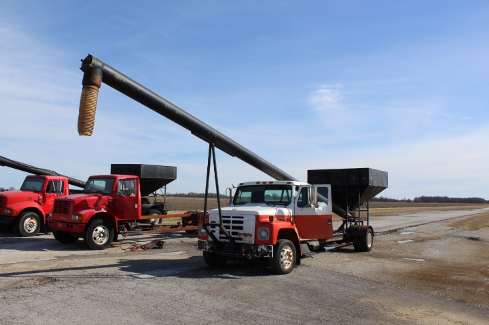 Image for ZACKS FLYING SERVICE - Retirement Auction