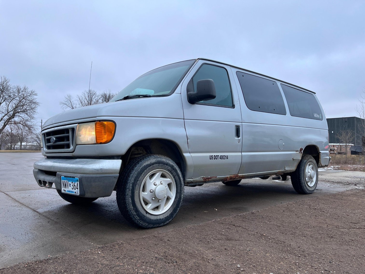 2006 Ford E-350 XLT Super Duty