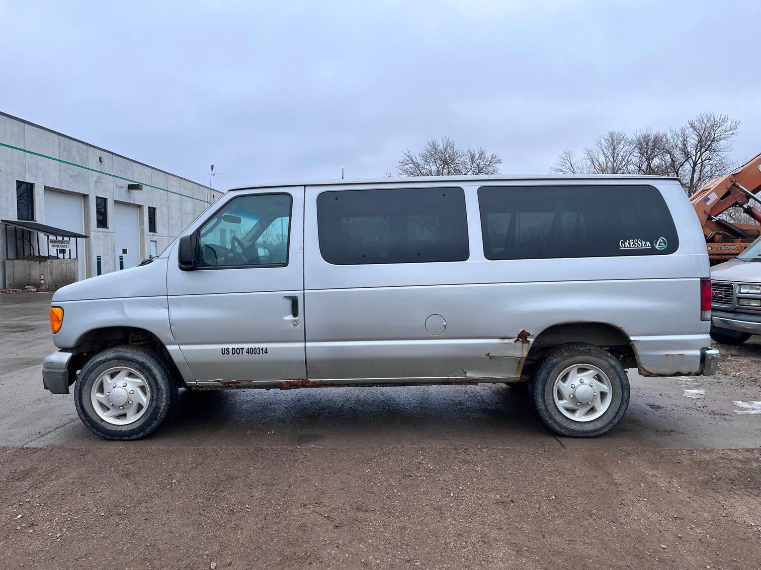 2006 Ford E-350 XLT Super Duty