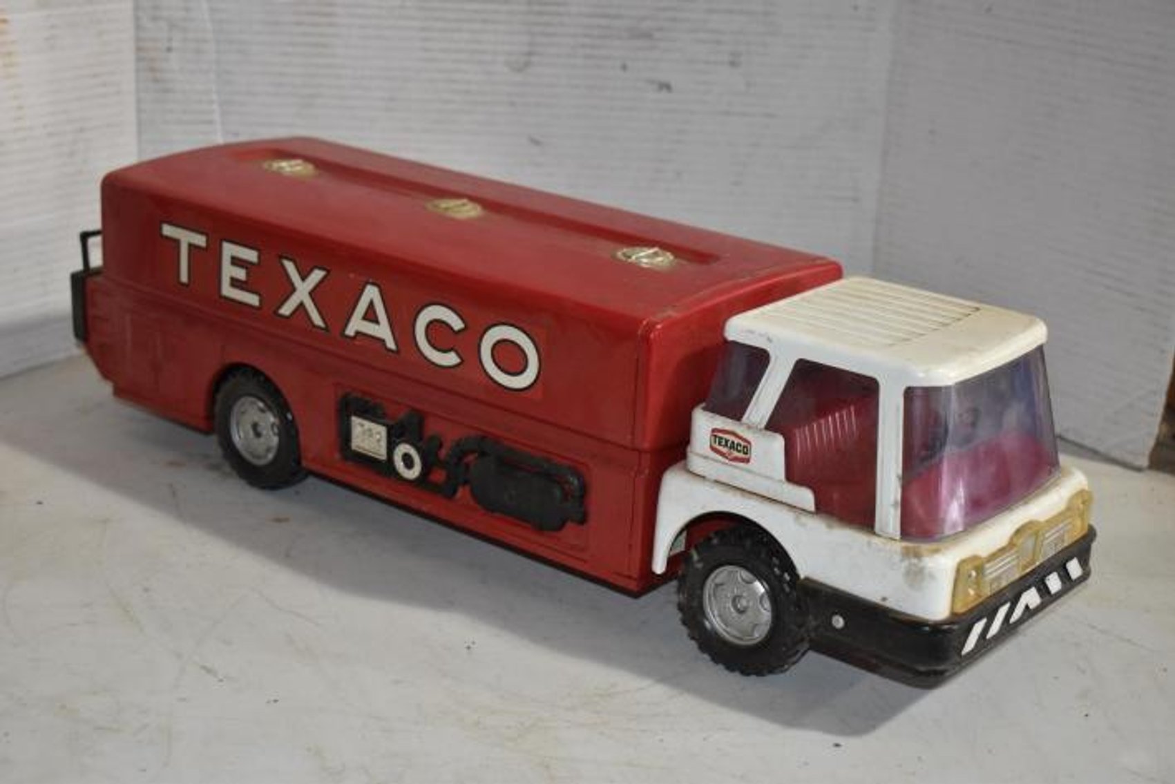 Clearwater Lake Annandale, MN Moving Auction