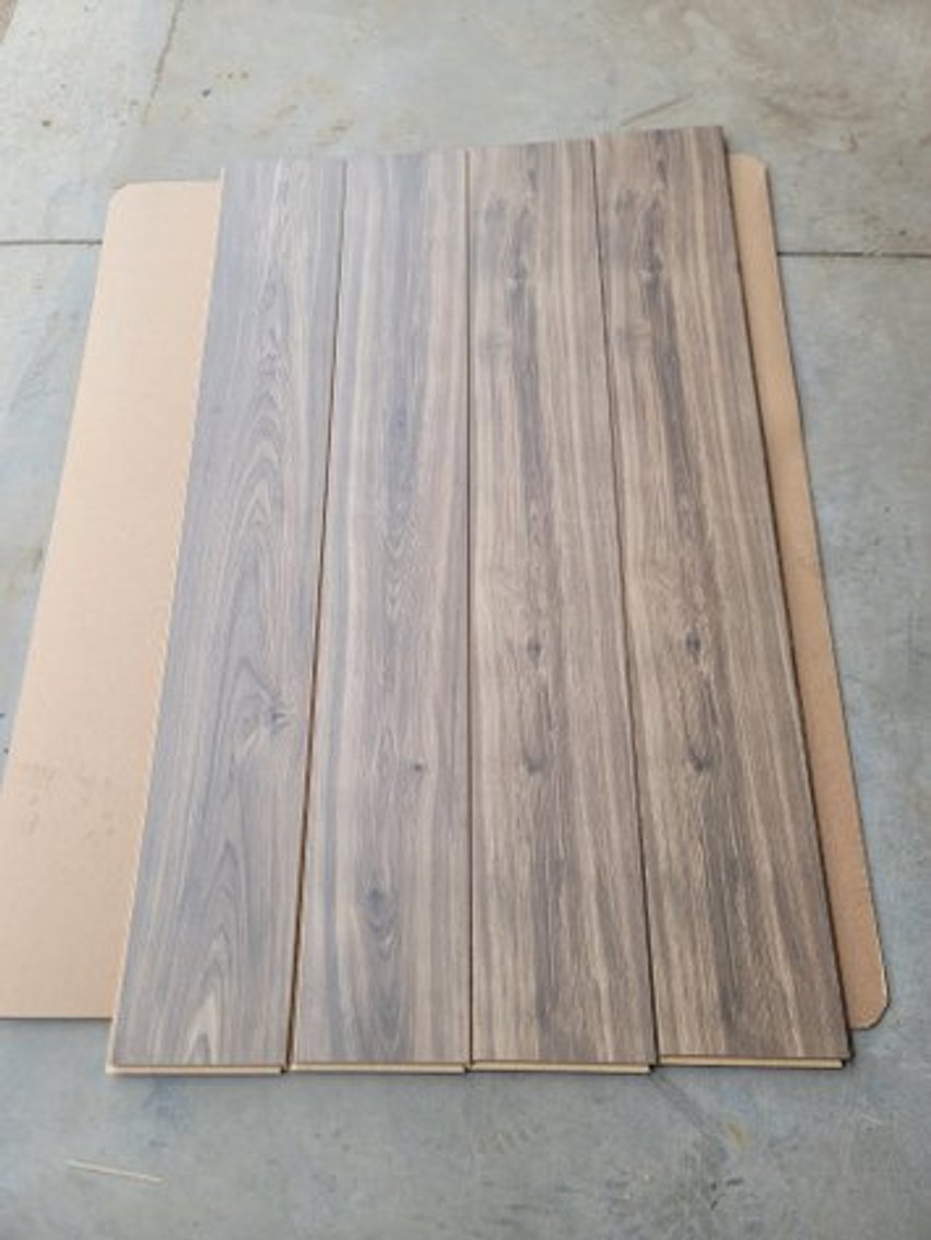 New Waterproof Vinyl & Laminate Snap Together Flooring (117238)