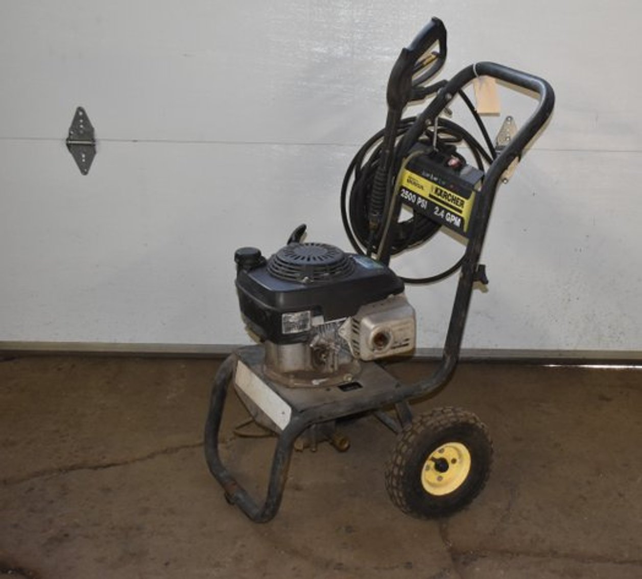 Asphalt Contractor Surplus to Ongoing Operations (116456)