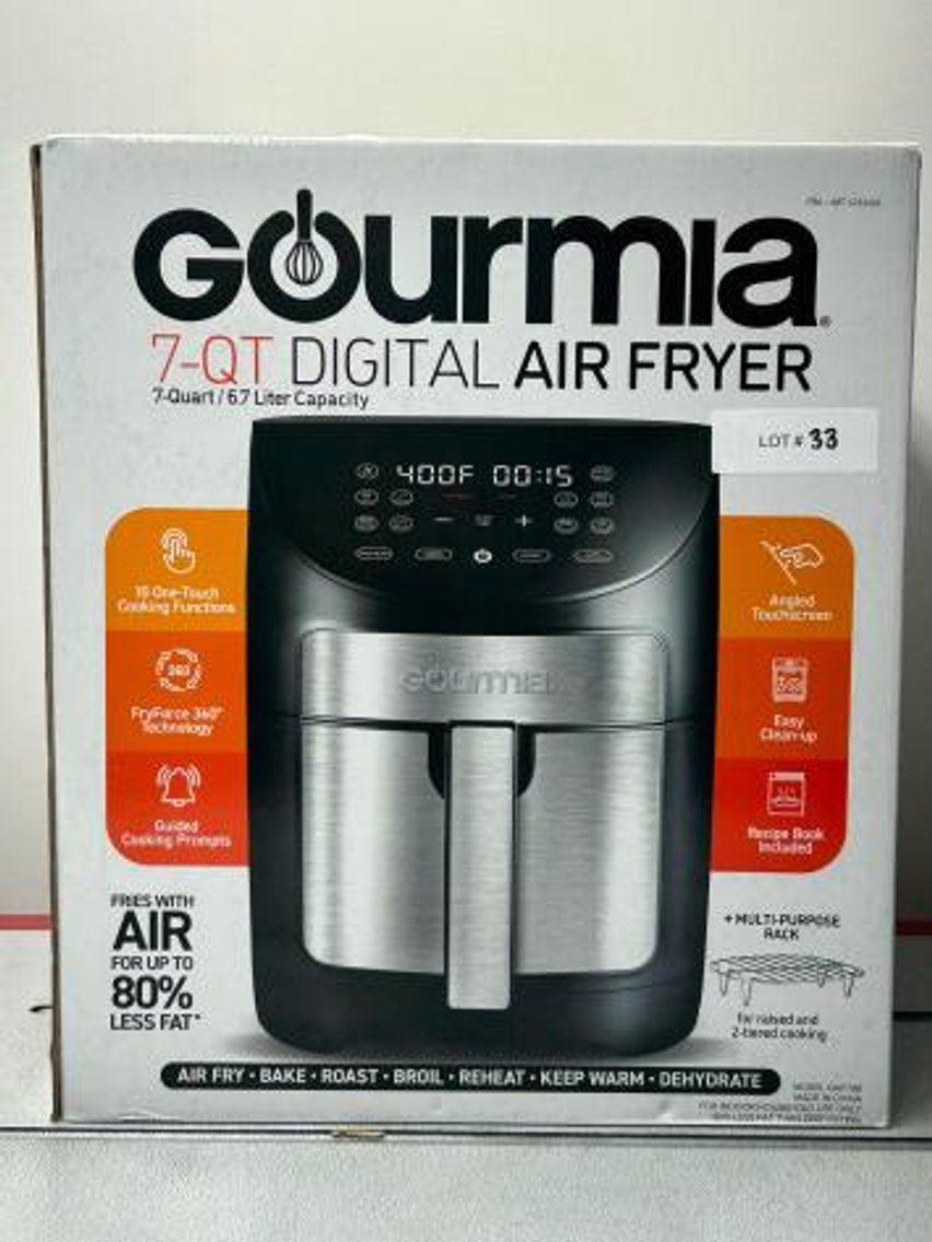 West Fargo Store Returns - 2005 Kenworth T300 - Outdoor Power Equipment