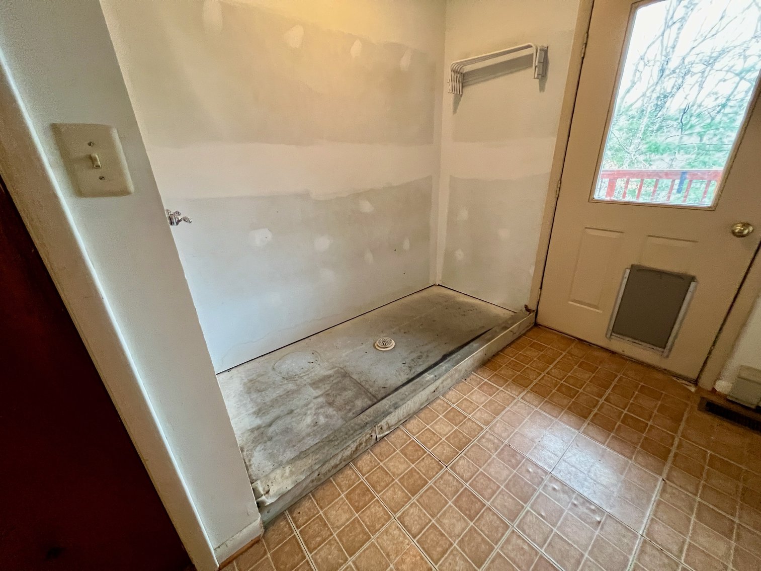 Image for 4 BR/2.5 BA Home w/Basement, Barn & Hazel River Frontage on 28.4 +/- Acres in Culpeper & Rappahannock County, VA--SELLING to the HIGHEST BIDDER via ONLINE ONLY BIDDING!!