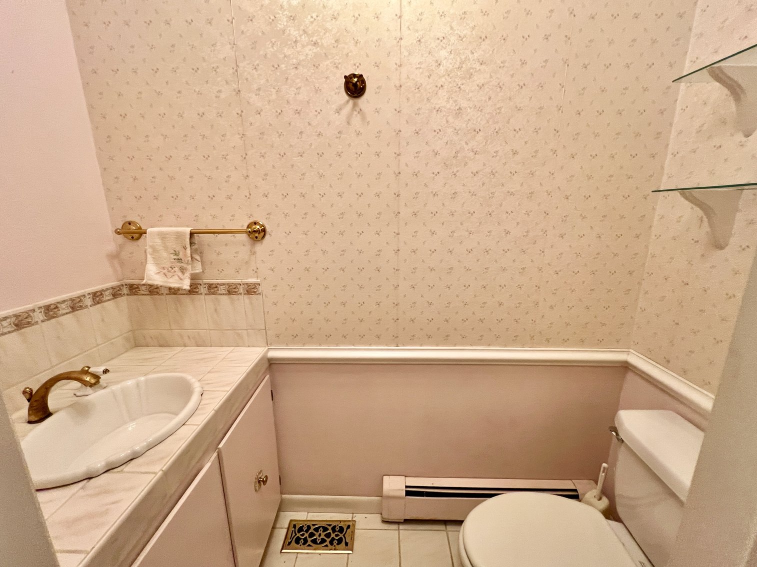 Image for 4 BR/2.5 BA Home w/Basement, Barn & Hazel River Frontage on 28.4 +/- Acres in Culpeper & Rappahannock County, VA--SELLING to the HIGHEST BIDDER via ONLINE ONLY BIDDING!!