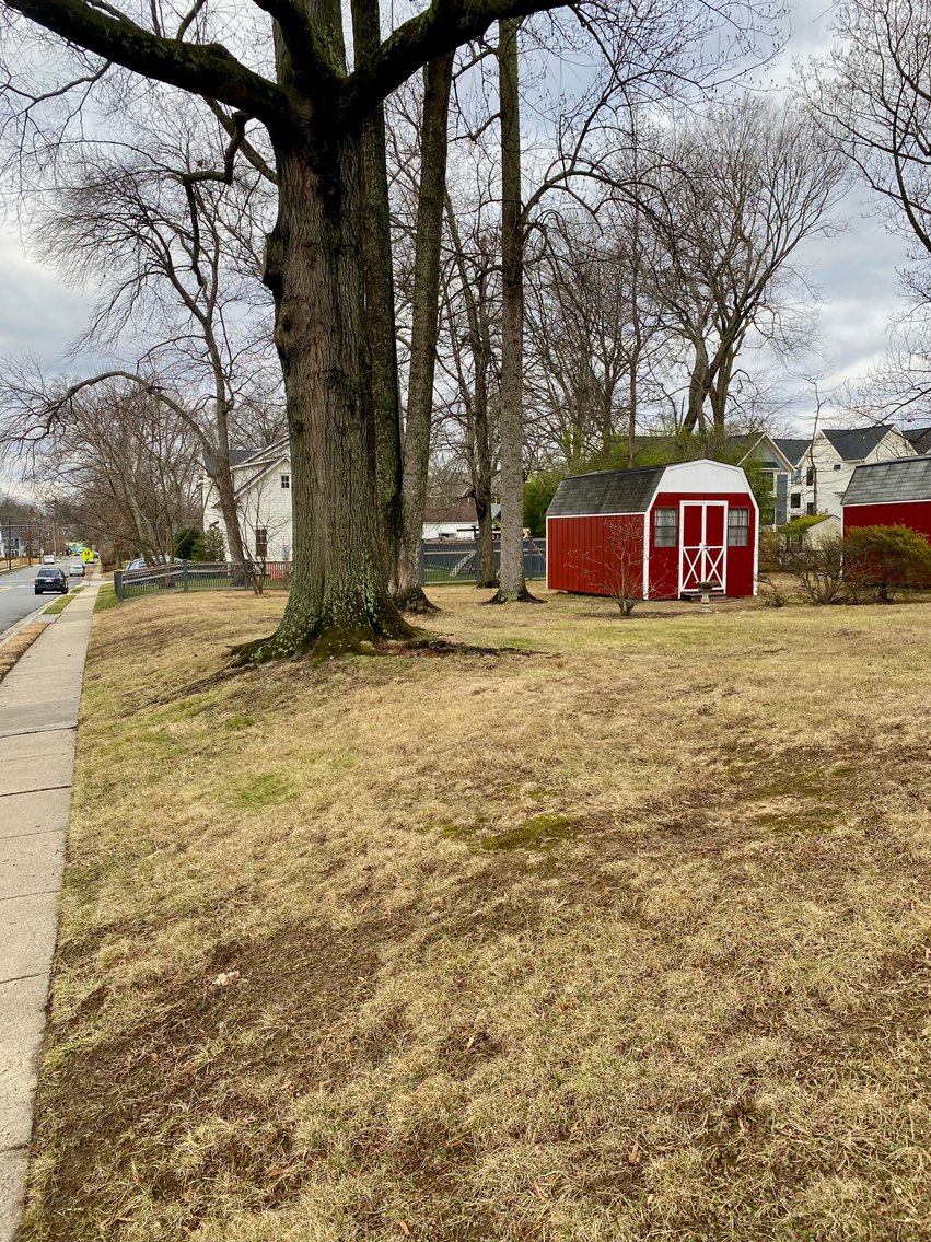 Image for 3 BR/1 BA Home w/Basement on .33 +/- Acre Lot in The Heart of Vienna, VA--SELLING to the HIGHEST BIDDER!!