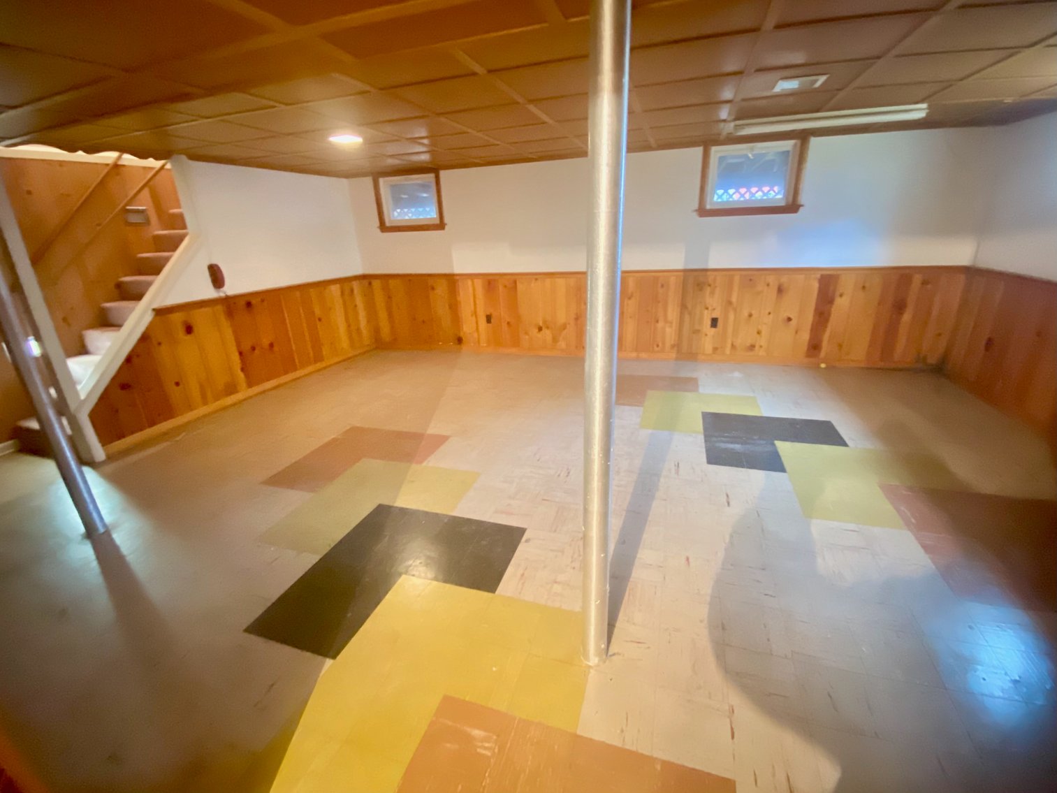 Image for 3 BR/1 BA Home w/Basement on .33 +/- Acre Lot in The Heart of Vienna, VA--SELLING to the HIGHEST BIDDER!!