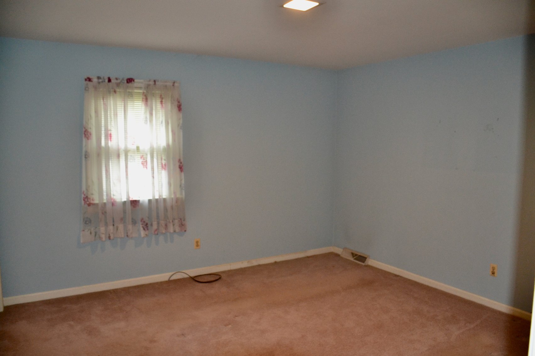 Image for 3 BR/2 BA Home in the Sheraton Hills East Neighborhood of Fredericksburg, VA--SELLING to the HIGHEST BIDDER!!