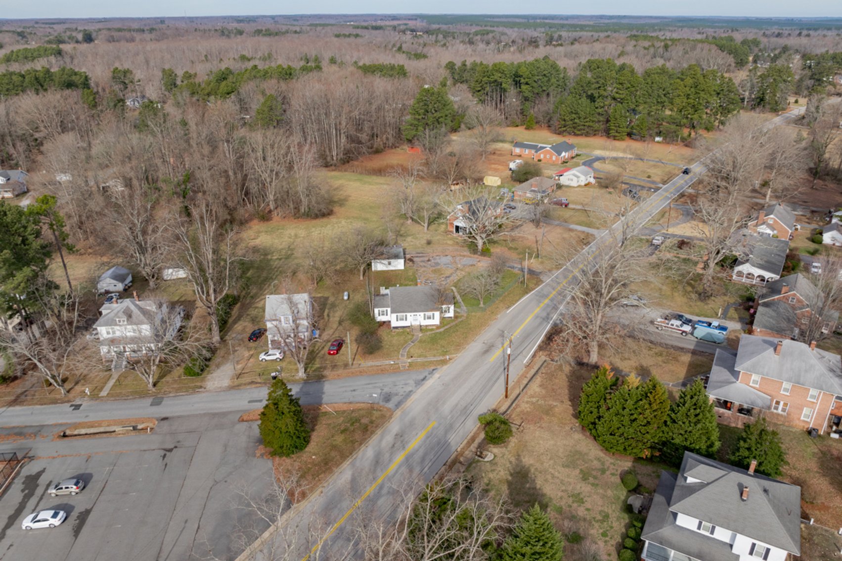 Image for 2 BR/2 BA Home w/Walk-Out Basement & 2 Bay Shop/Garage in Downtown Victoria, VA--SELLING to the HIGHEST BIDDER via ONLINE ONLY BIDDING!!