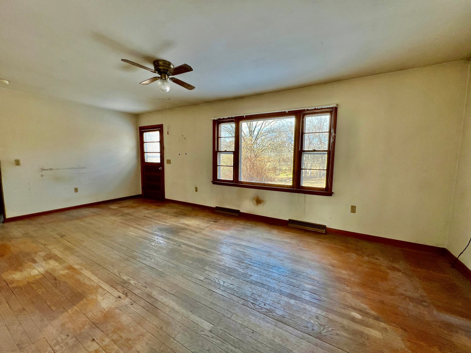 Image for 2 BR/1 BA Home w/Basement & Outbuilding on 1.13 +/- Acres in Madison County, VA--ONLINE ONLY BIDDING!!