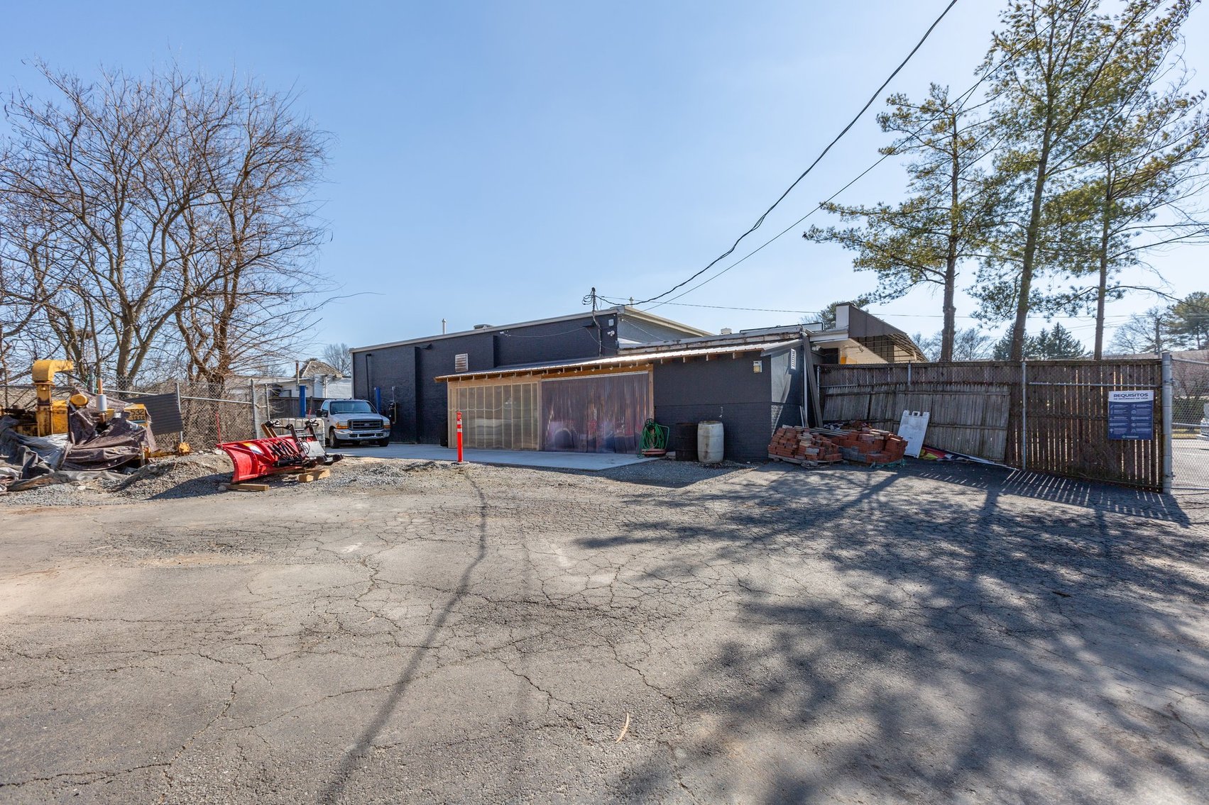 Image for Recently Remodeled Commercial Building (