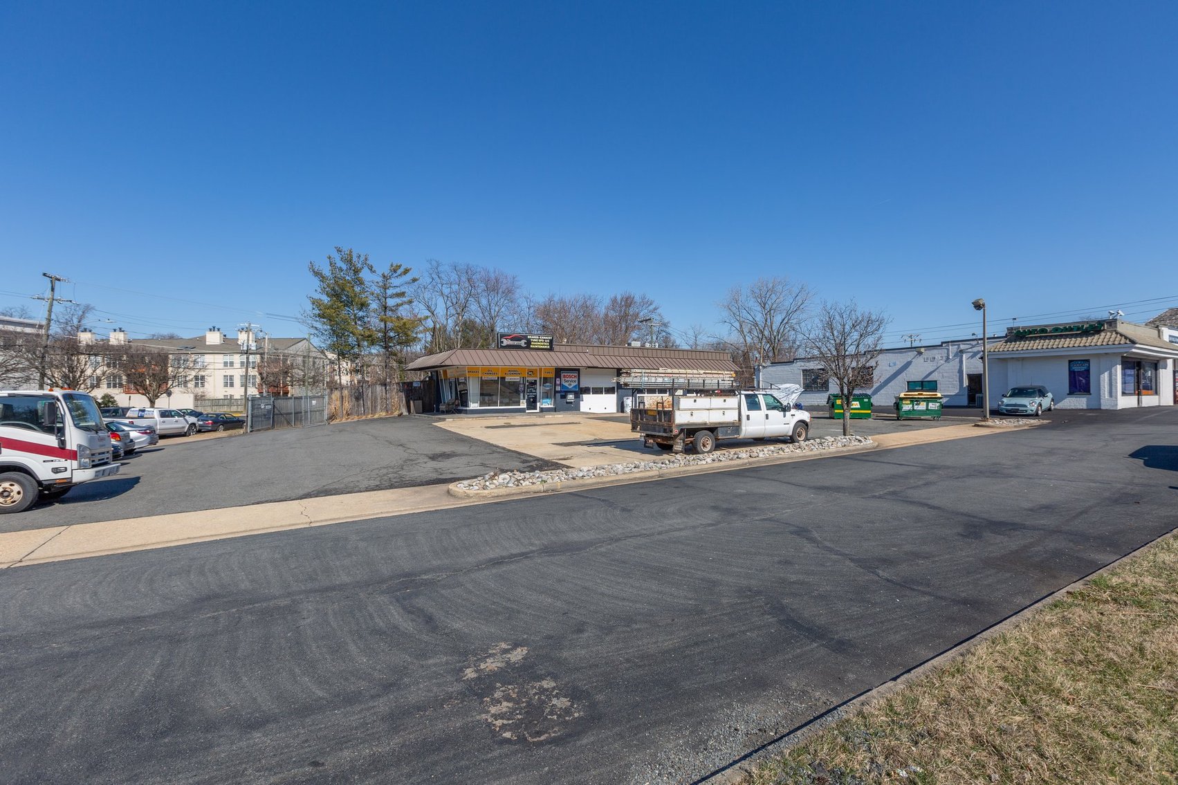 Image for Recently Remodeled Commercial Building (