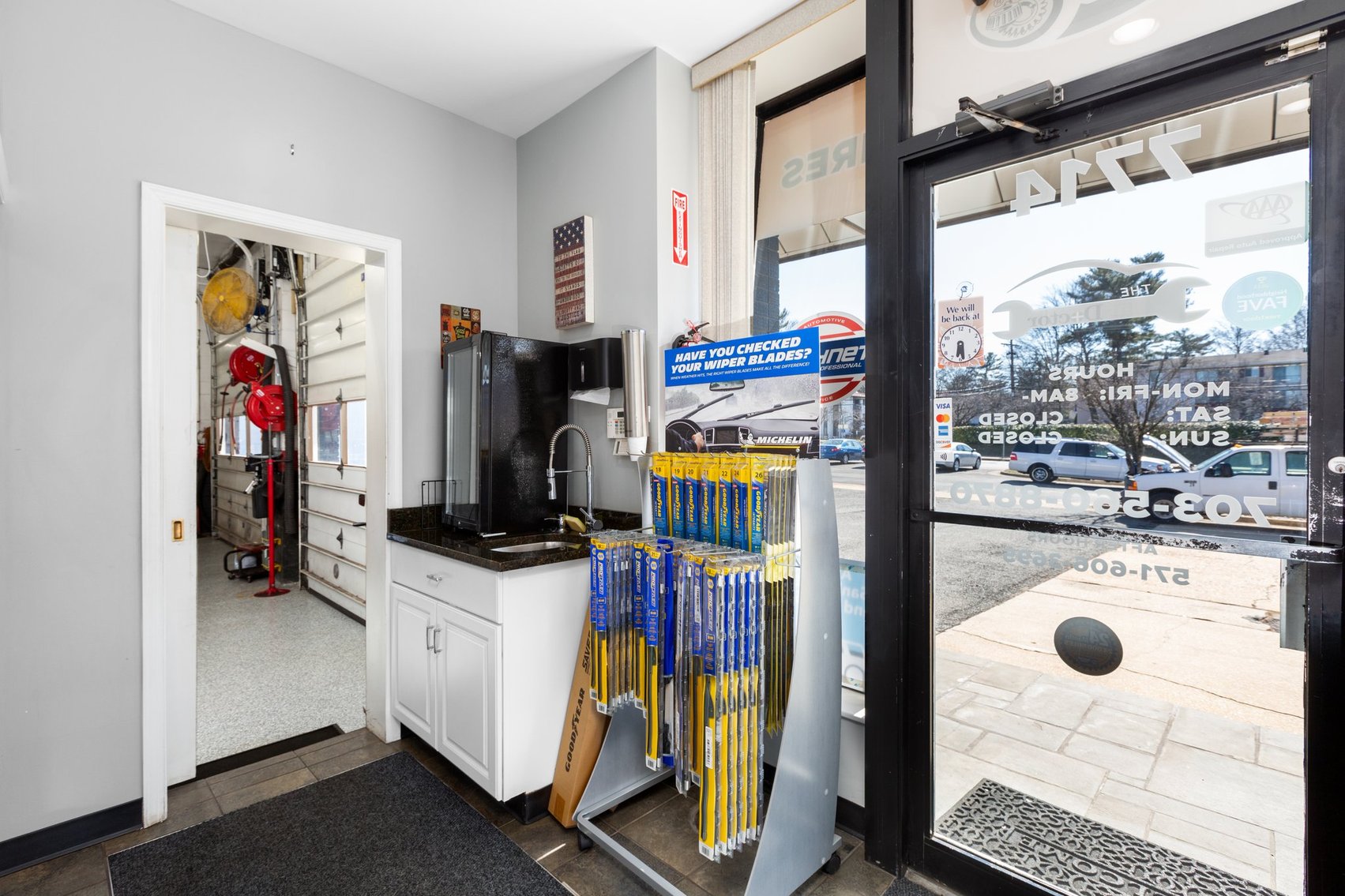 Image for Recently Remodeled Commercial Building (