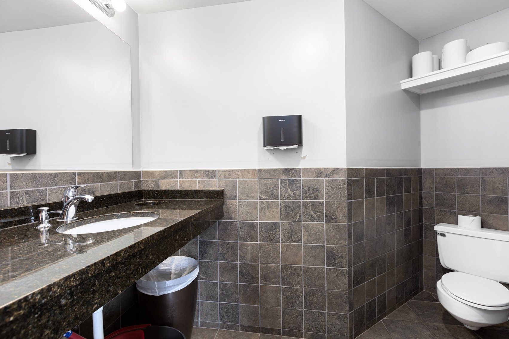 Image for Recently Remodeled Commercial Building (