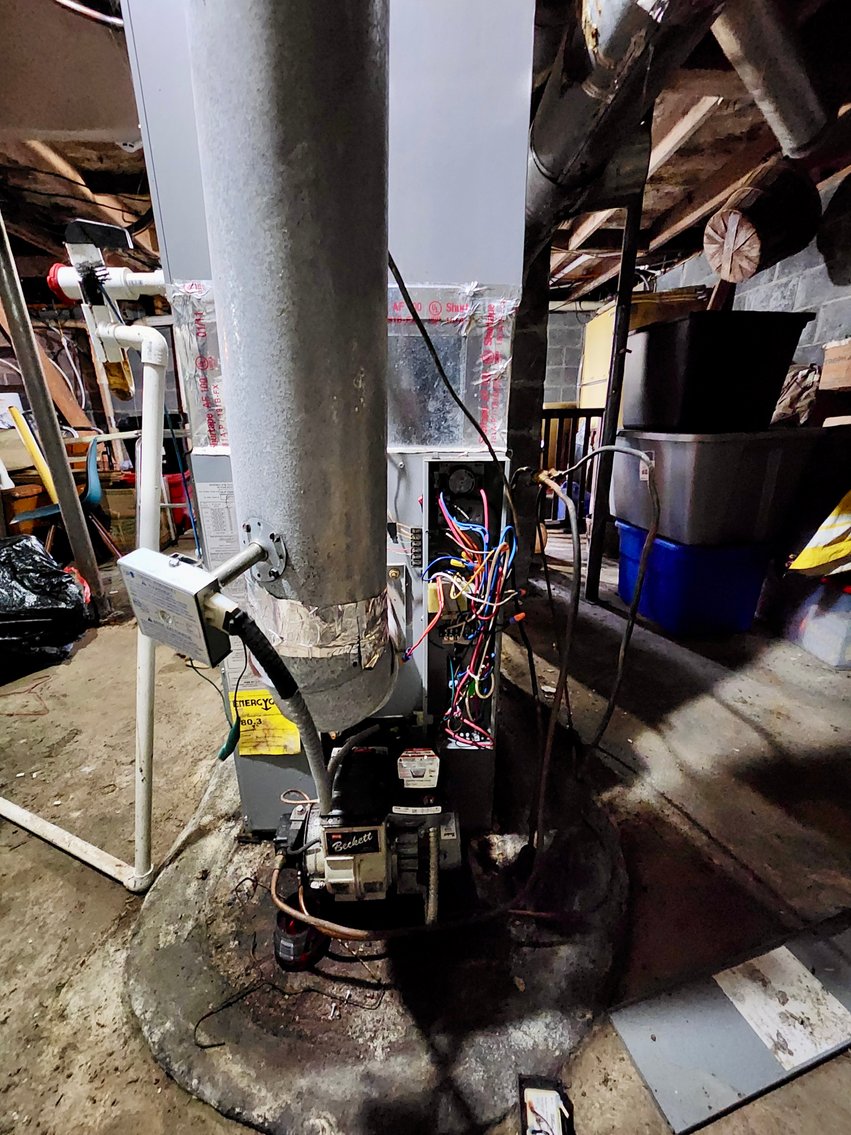 Image for 3 BR/1.5 BA Home w/Basement on .50 +/- Acres in Bland, VA--SELLING to the HIGHEST BIDDER via ONLINE ONLY BIDDING!!