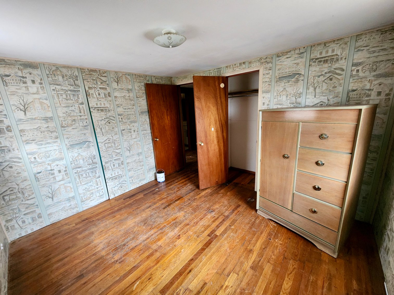 Image for 3 BR/1.5 BA Home w/Basement on .50 +/- Acres in Bland, VA--SELLING to the HIGHEST BIDDER via ONLINE ONLY BIDDING!!