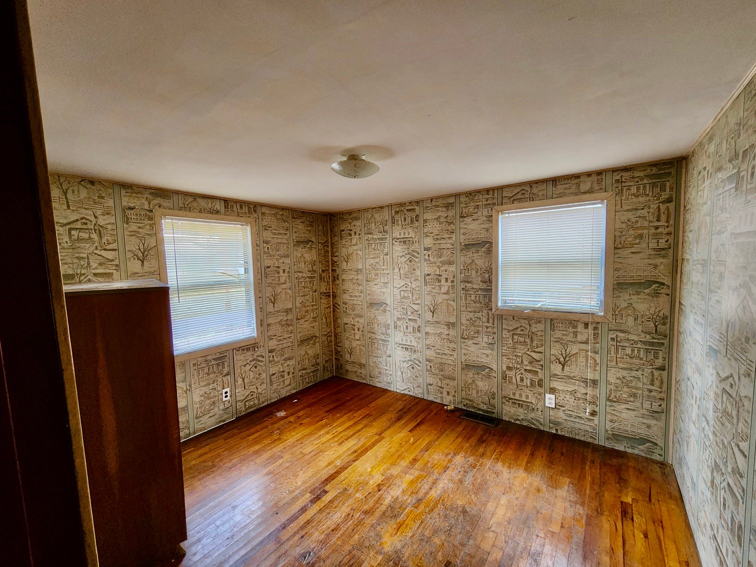 Image for 3 BR/1.5 BA Home w/Basement on .50 +/- Acres in Bland, VA--SELLING to the HIGHEST BIDDER via ONLINE ONLY BIDDING!!