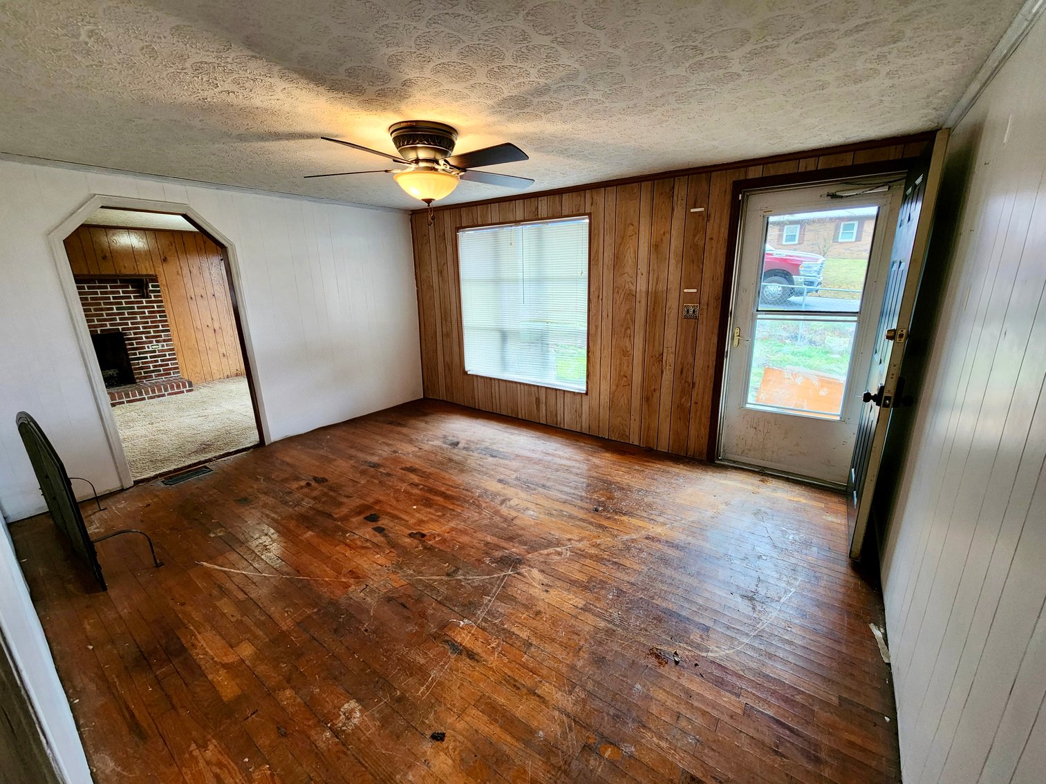 Image for 3 BR/1.5 BA Home w/Basement on .50 +/- Acres in Bland, VA--SELLING to the HIGHEST BIDDER via ONLINE ONLY BIDDING!!