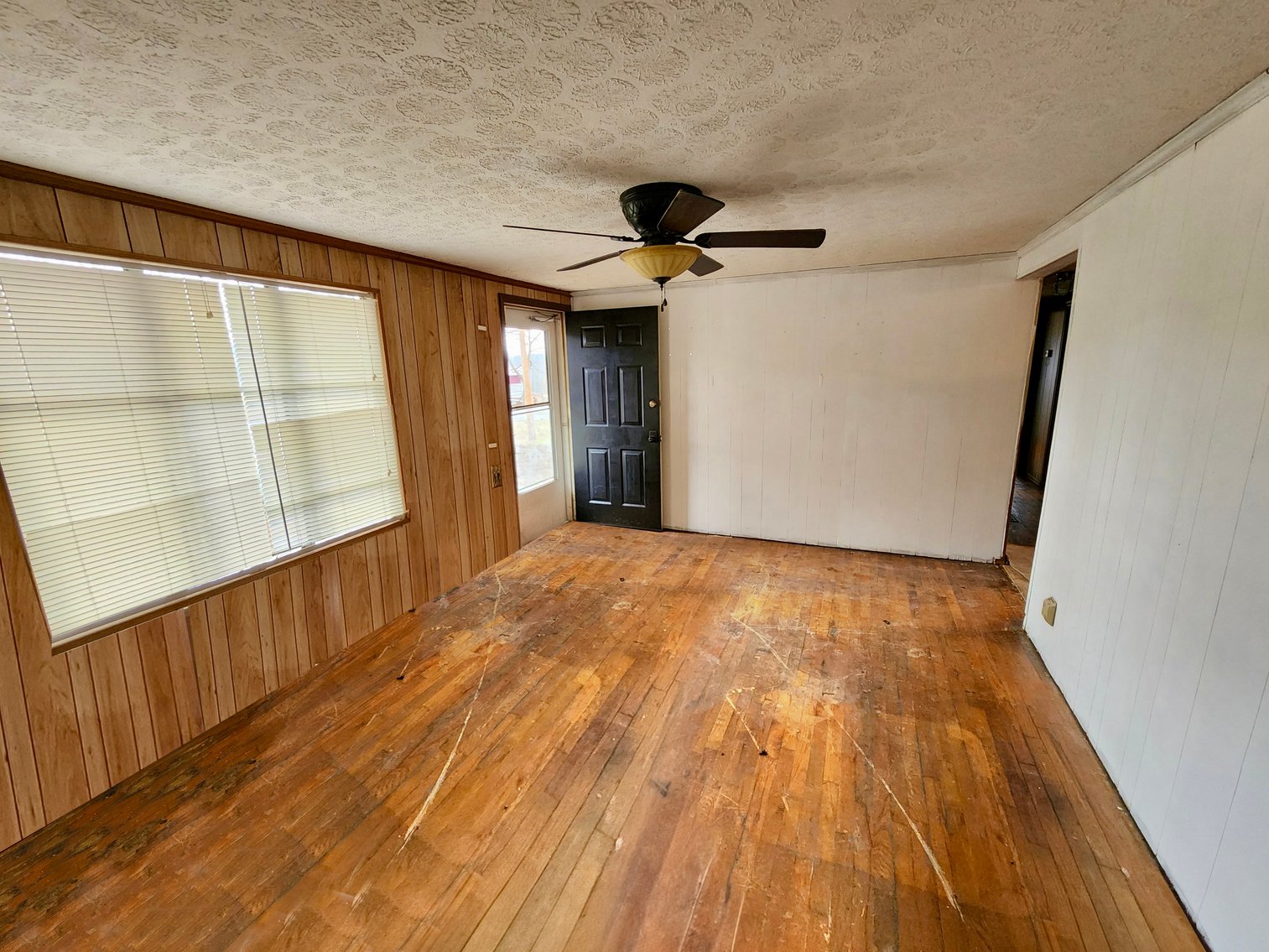 Image for 3 BR/1.5 BA Home w/Basement on .50 +/- Acres in Bland, VA--SELLING to the HIGHEST BIDDER via ONLINE ONLY BIDDING!!