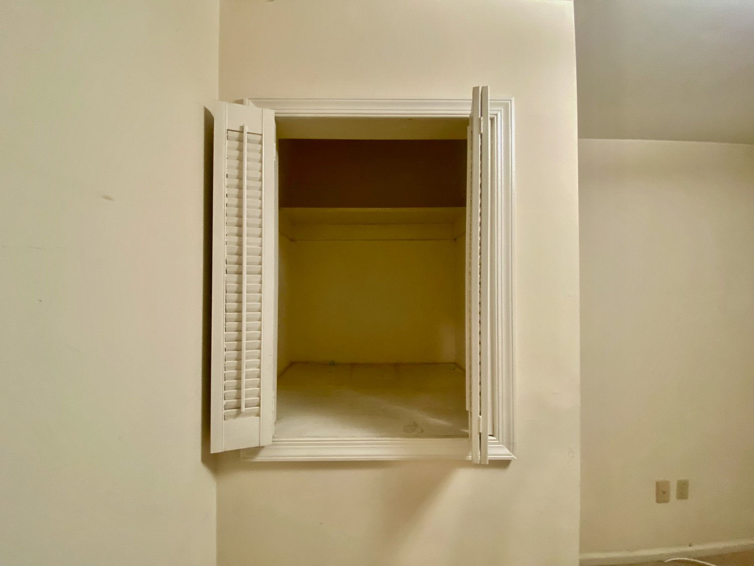 Image for 3 BR/2.5 BA Brick Home w/Walk-Out Lower Level & Detached Shop on 1.7 +/- Acres Minutes From Downtown Culpeper, VA--SELLING to the HIGHEST BIDDER!!