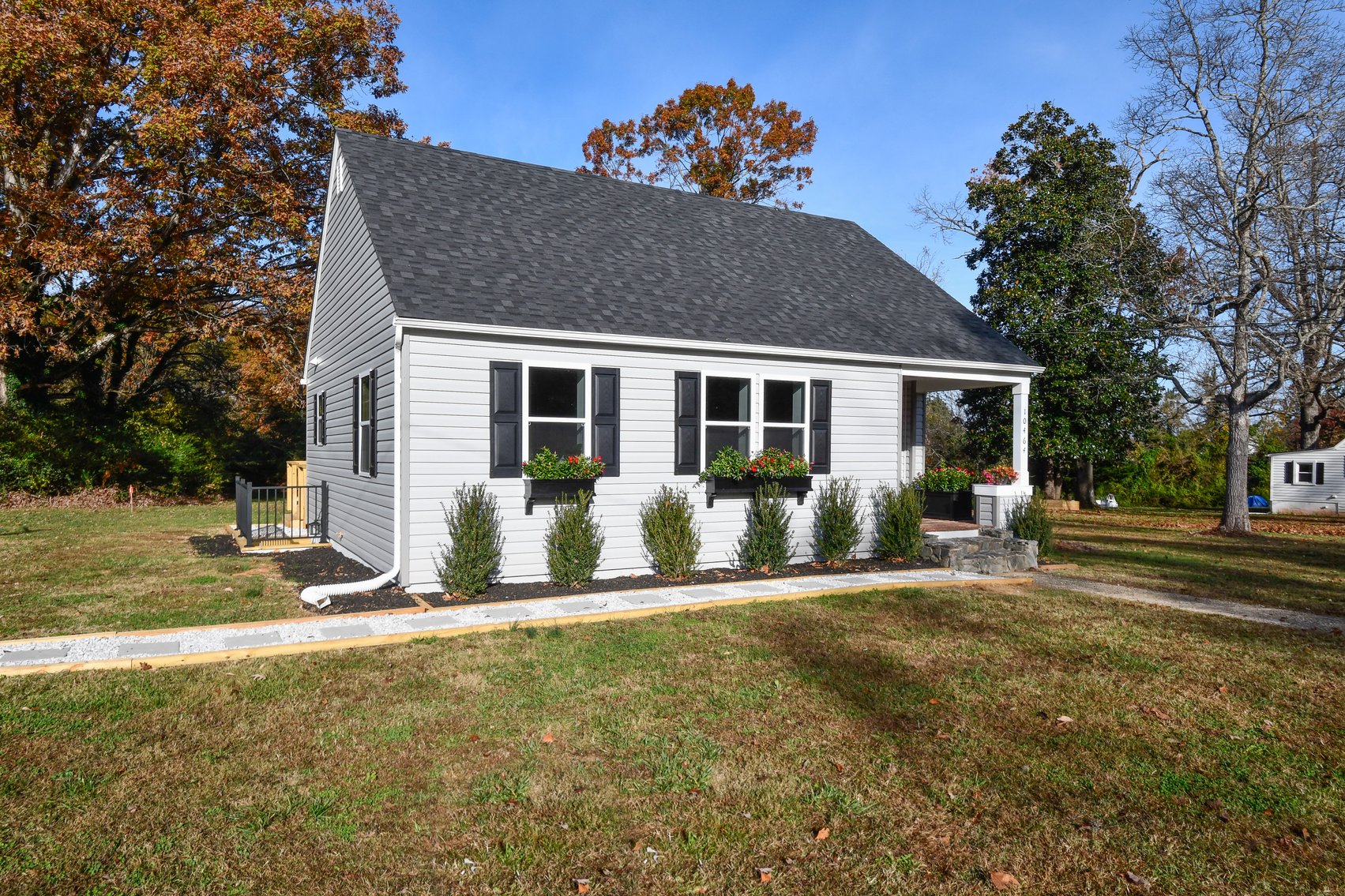 Image for 4 BR & 3 BR Income Producing Homes on 1.14 +/- Acres Being Offered Together For One Price in Orange County, VA--ONLINE ONLY BIDDING!!