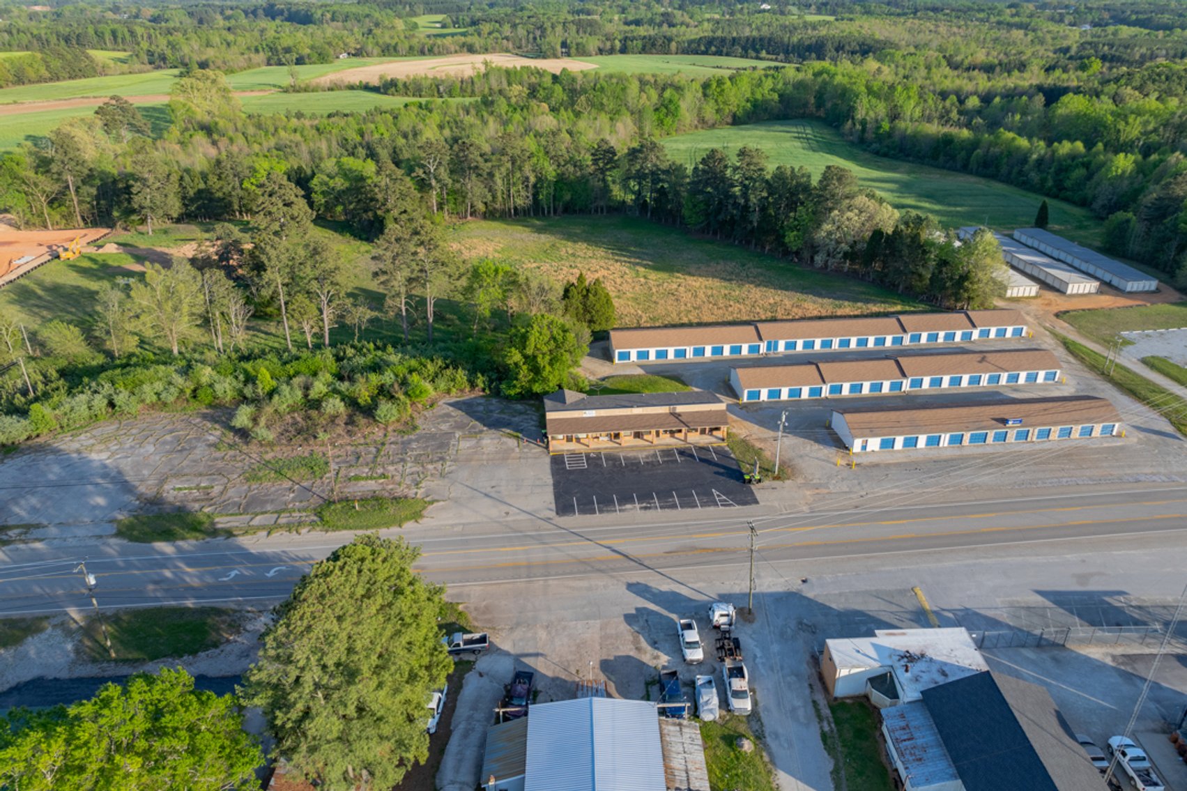 Image for Well Maintained Fully Leased Commercial Multi-Tenant Office Building in South Hill, VA--ONLINE ONLY BIDDING!!