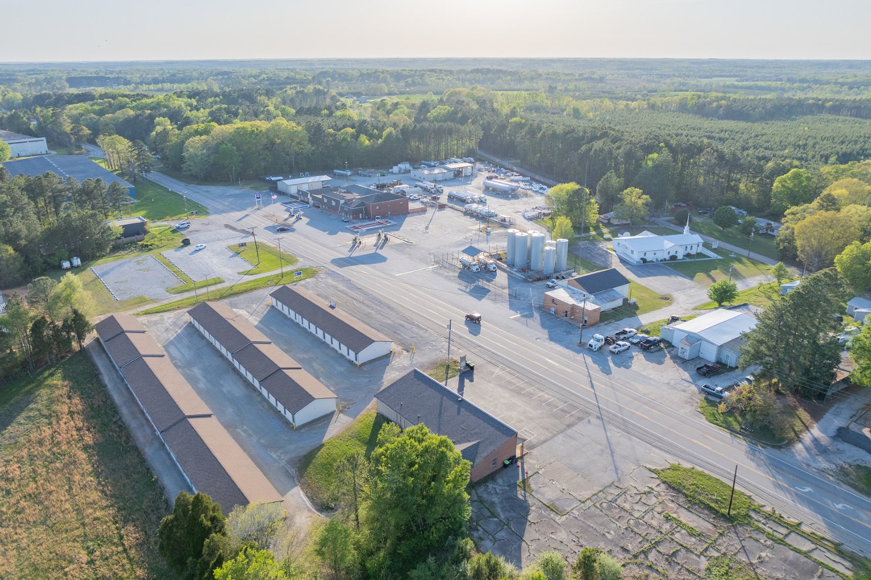 Image for Well Maintained Fully Leased Commercial Multi-Tenant Office Building in South Hill, VA--ONLINE ONLY BIDDING!!