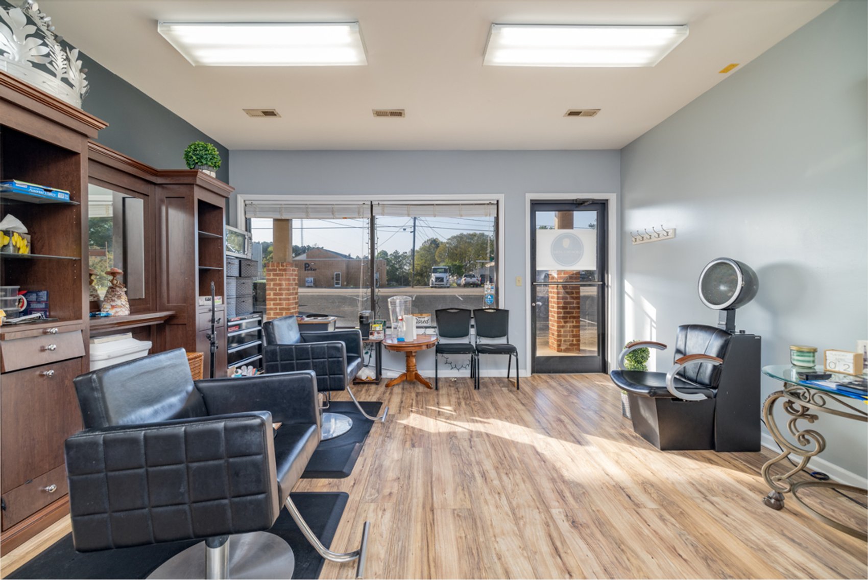 Image for Well Maintained Fully Leased Commercial Multi-Tenant Office Building in South Hill, VA--ONLINE ONLY BIDDING!!