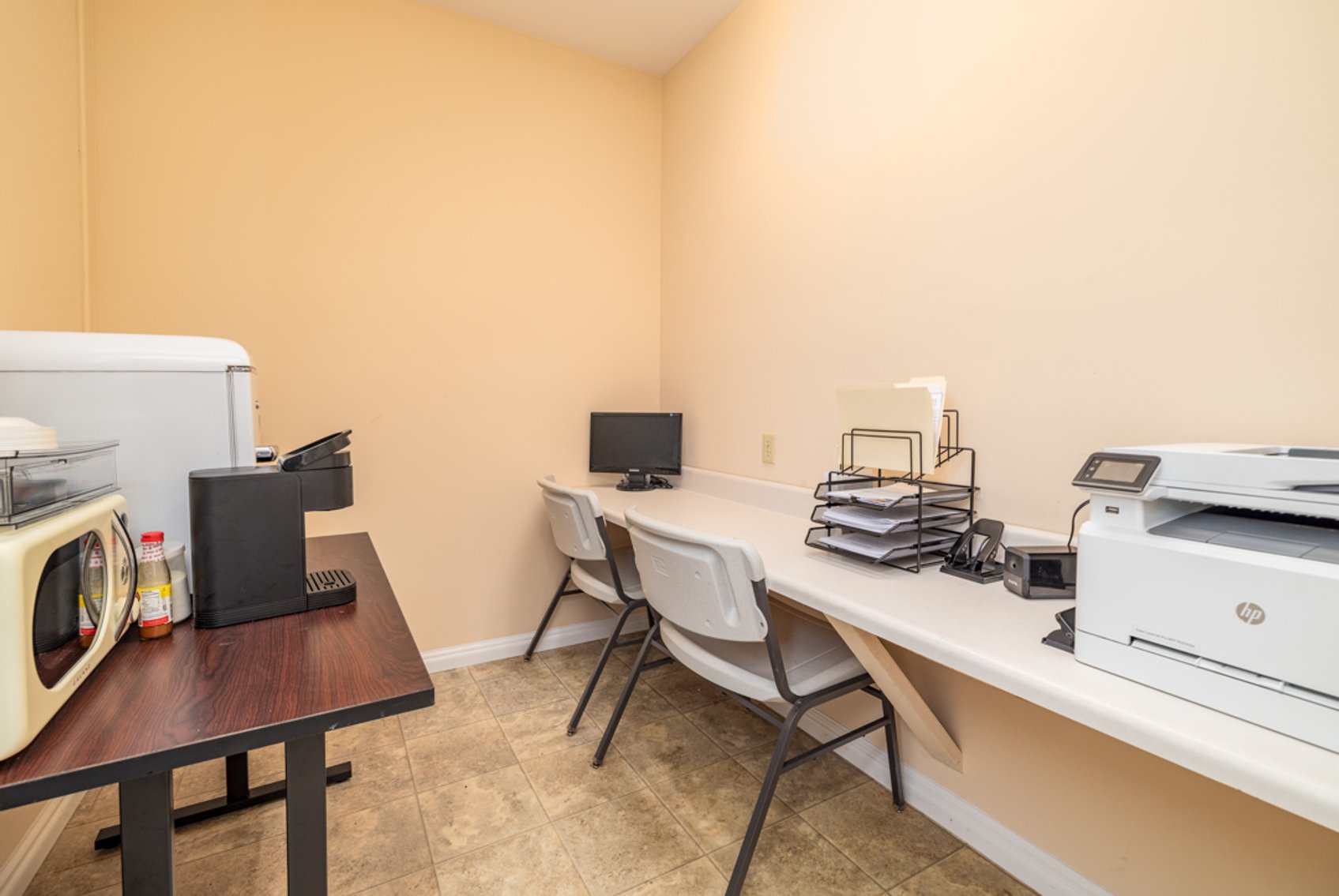 Image for Well Maintained Fully Leased Commercial Multi-Tenant Office Building in South Hill, VA--ONLINE ONLY BIDDING!!