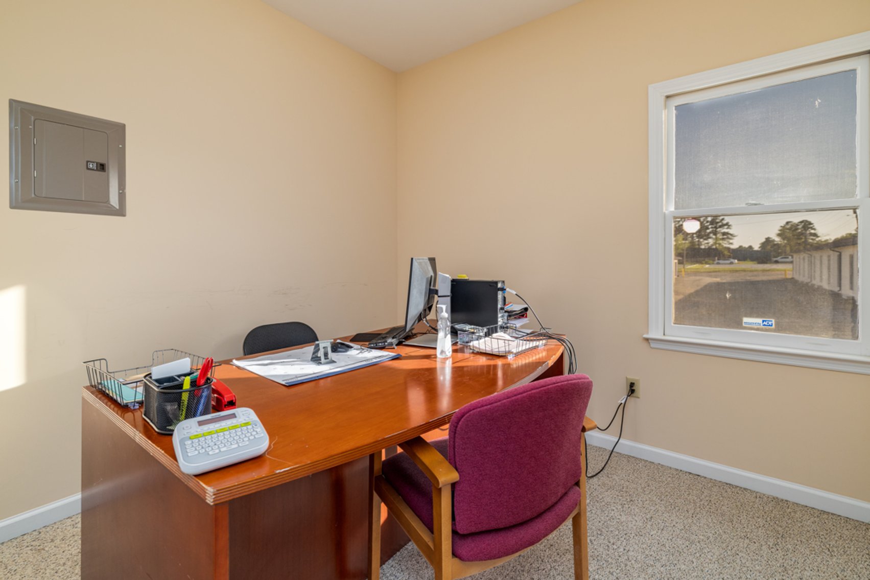 Image for Well Maintained Fully Leased Commercial Multi-Tenant Office Building in South Hill, VA--ONLINE ONLY BIDDING!!