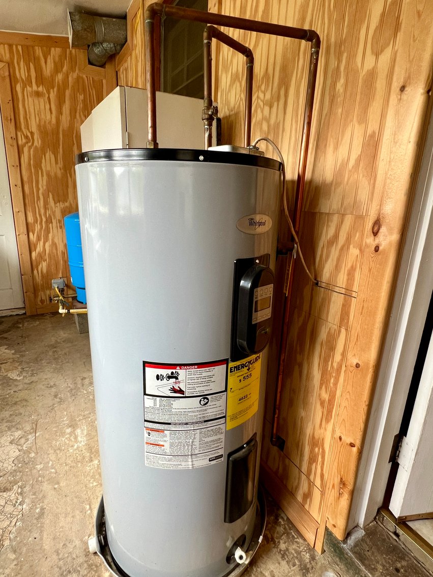 Image for 2 BR/1 BA Home on 2 +/- Acres w/Scenic Mountain Views in Culpeper County, VA--SELLING to the HIGHEST BIDDER!!