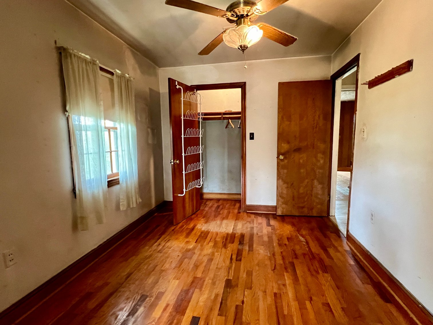 Image for 2 BR/1 BA Home on 2 +/- Acres w/Scenic Mountain Views in Culpeper County, VA--SELLING to the HIGHEST BIDDER!!