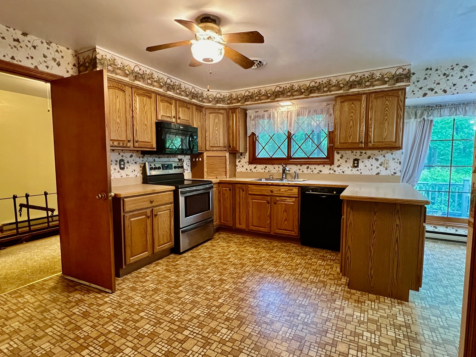 Image for 4 BR/2.5  BA Home w/Basement, Attached Garage & Barn/Shed on 7.5 +/- Acres in Prince William County, VA