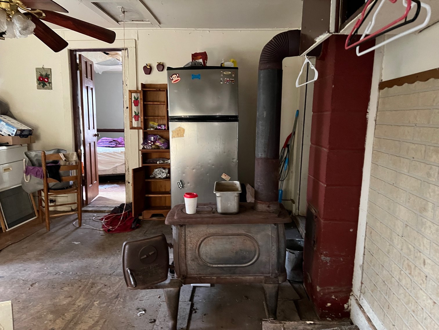 Image for 2 BR/1 BA Fixer Upper on 2.9 +/- Acres in Louisa County, VA--SELLING to the HIGHEST BIDDER via ONLNE ONLY BIDDING!!