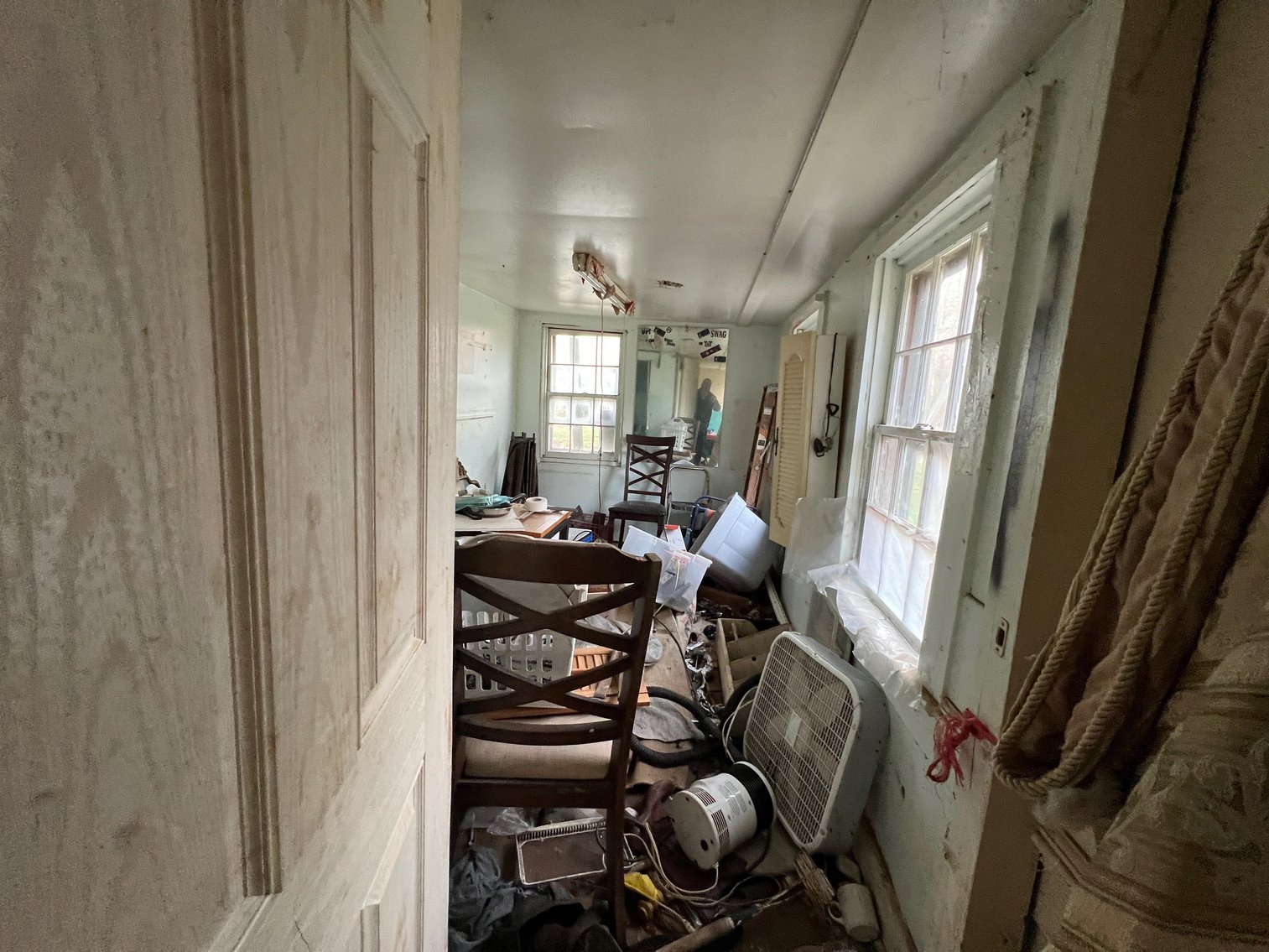 Image for 2 BR/1 BA Fixer Upper on 2.9 +/- Acres in Louisa County, VA--SELLING to the HIGHEST BIDDER via ONLNE ONLY BIDDING!!